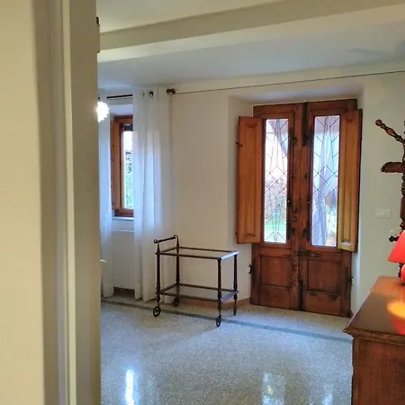 Casa Rina Лукка